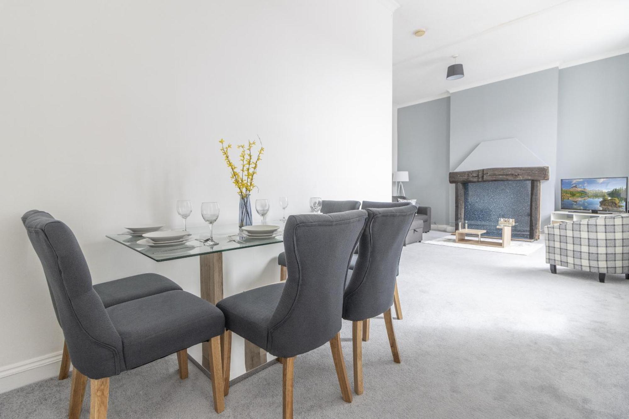 プリマスAlexandra - Large 3 Bed Perfect For Contractors, Free Parking, Fast Wifi And Great Value!アパートメント エクステリア 写真